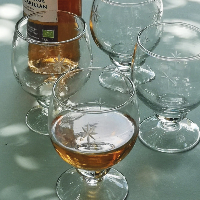 Etched star wine glasses lifestyle